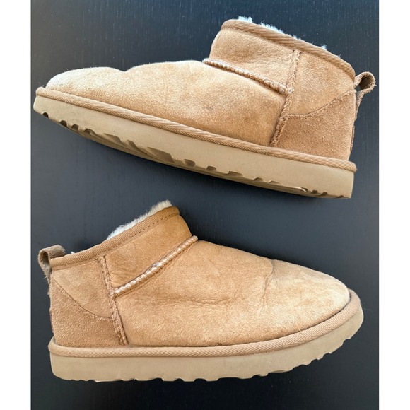 UGG Classic Ultra Mini Ankle Boot Womens 6 Chestnut Suede Shearling Low Profile - Picture 1 of 9